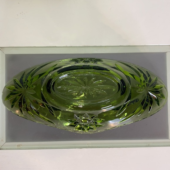 Emerald Green Anchor Hocking Star Of David Catchall 1960’s Decorative Candy Dish - Picture 10 of 12